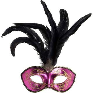 Masque carnaval avec plumes