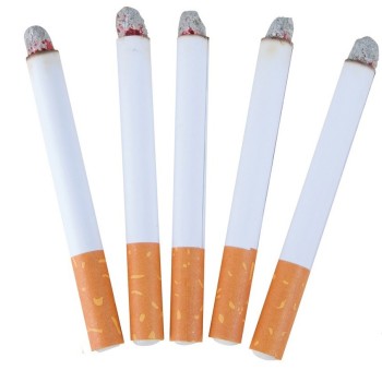 5 fausses cigarettes